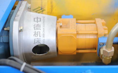 ZDPK-8025采用國(guó)內(nèi)一流品牌電機(jī)及油泵，動(dòng)力強(qiáng)勁，噪音低.jpg